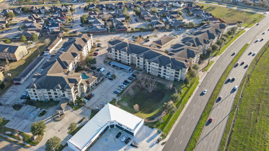 West-Oak-Village 05
